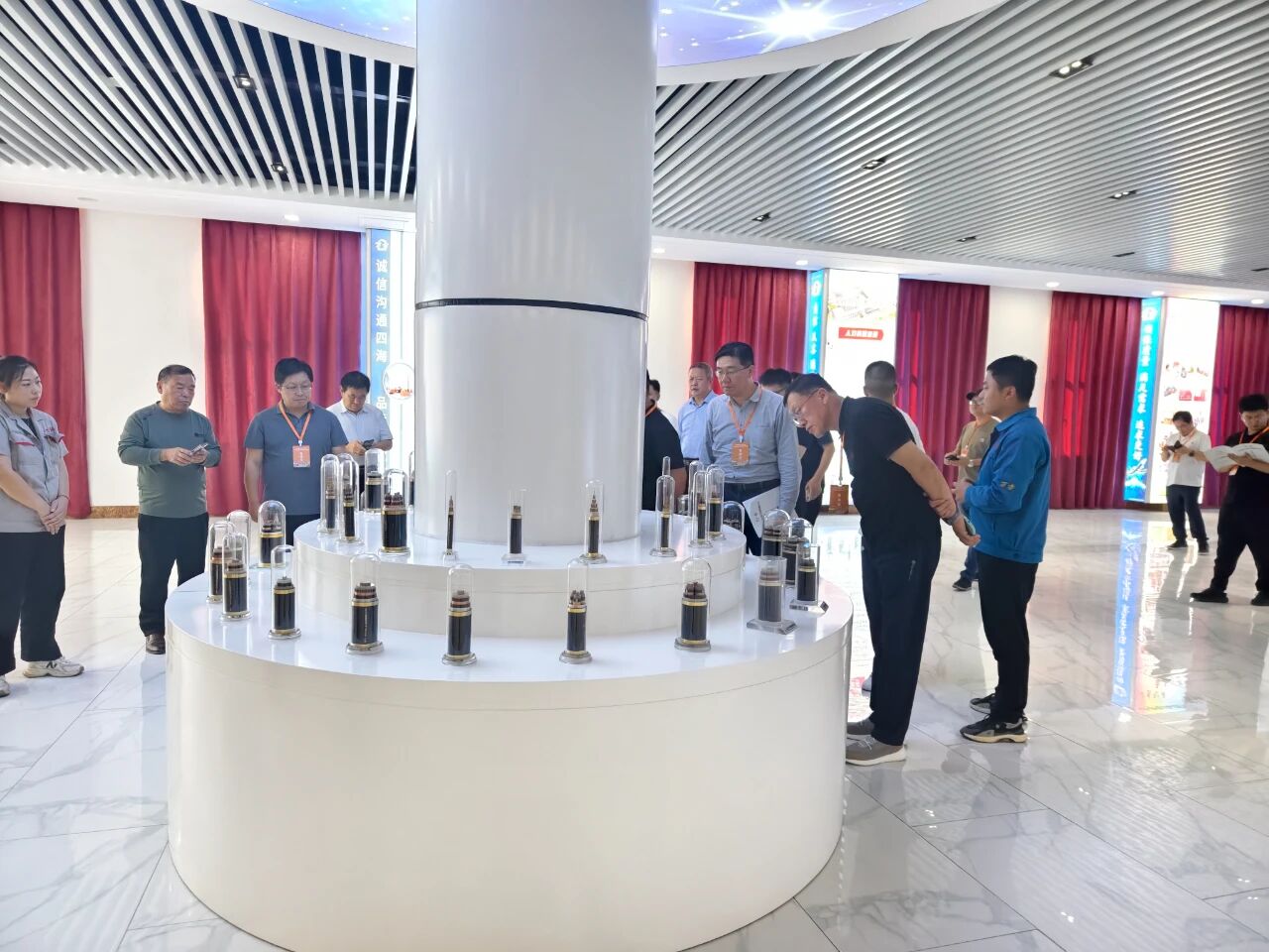 微信图片_2025-10-09_094657_127.jpg