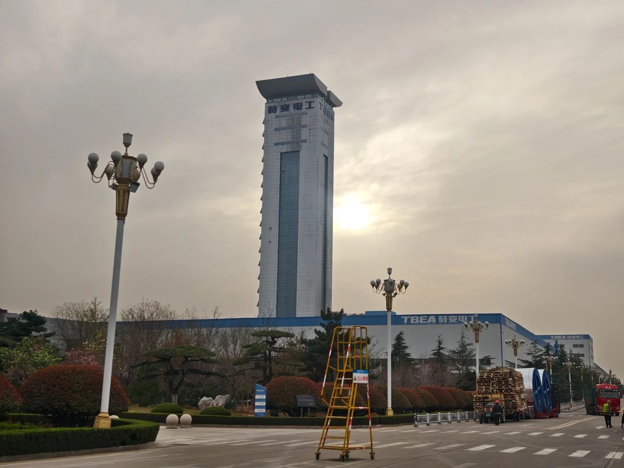 102.jpg