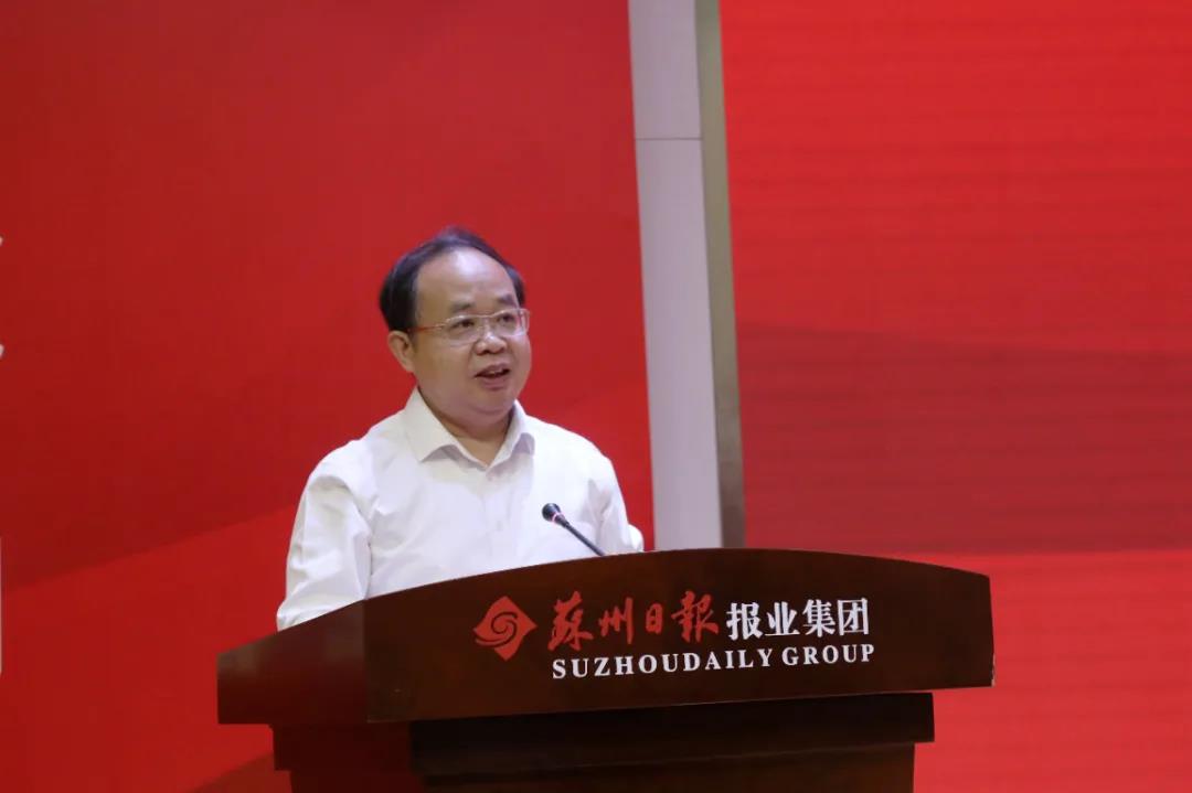 顾万峰.jpg