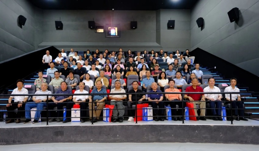 03.jpg